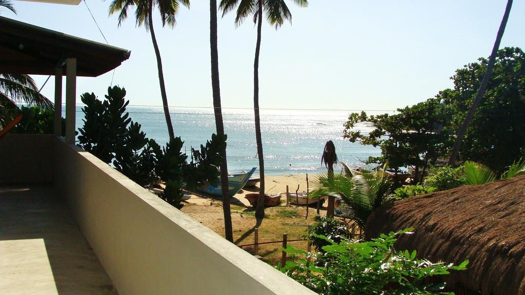 Rupa'S Hotel Baie d'Arugam Chambre photo