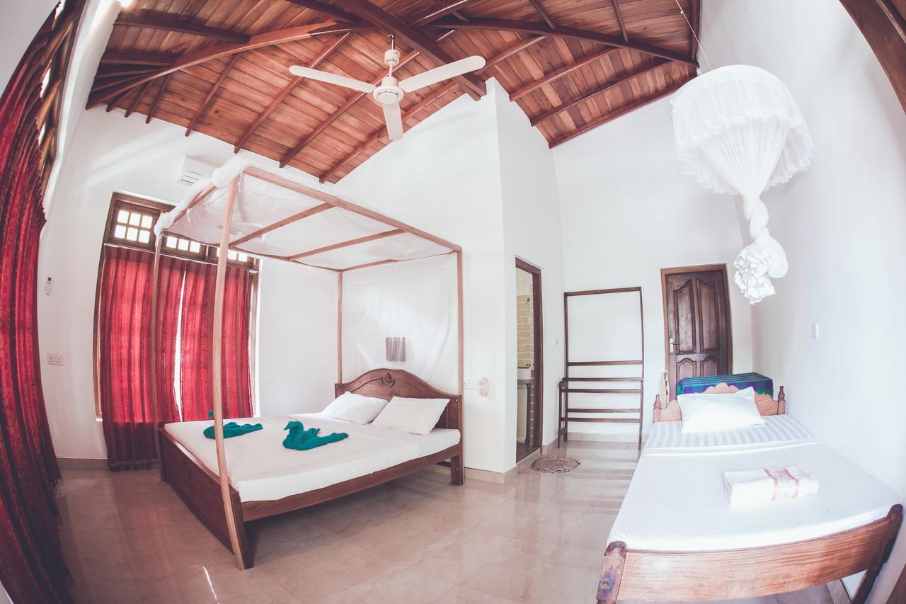Rupa'S Hotel Baie d'Arugam Extérieur photo