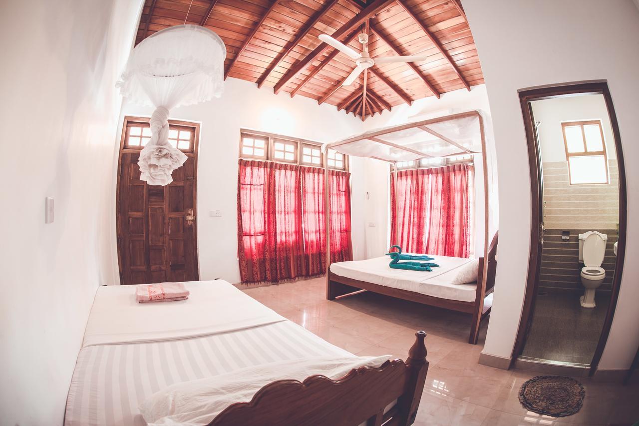 Rupa'S Hotel Baie d'Arugam Extérieur photo