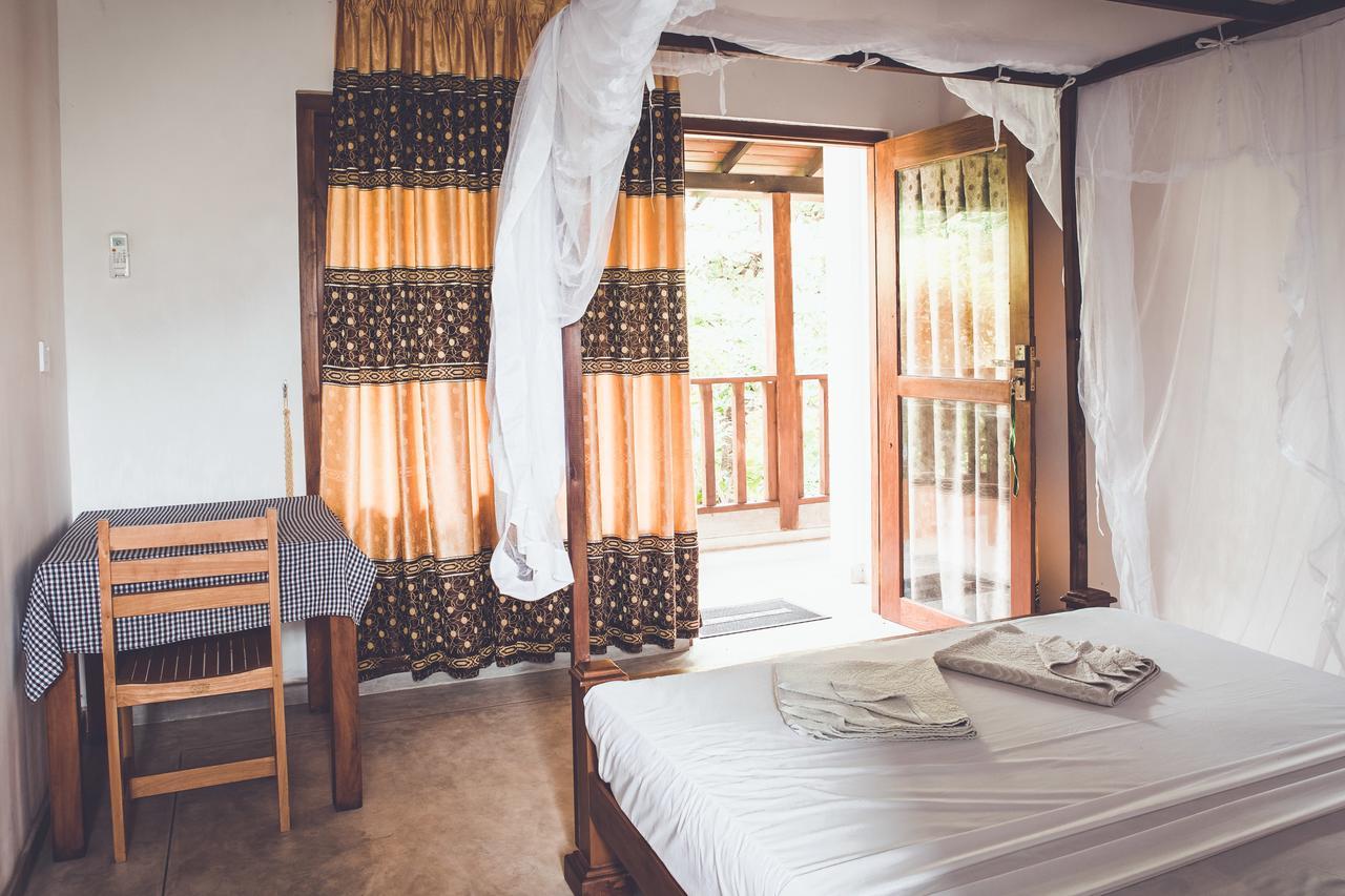Rupa'S Hotel Baie d'Arugam Extérieur photo